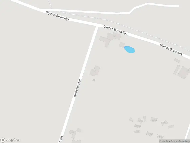 Brandweer met grote spoed naar de Kasteelstraat in Oijen vanwege een buitenbrand