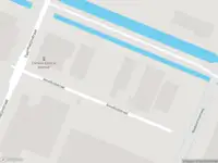 Ambulance met gepaste spoed naar de Amethiststraat in Alkmaar