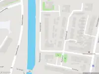 Ambulance met grote spoed naar de Rijksstraatweg in Duivendrecht
