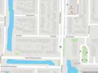 Ambulance met grote spoed naar de Oud Mijl in Amstelveen