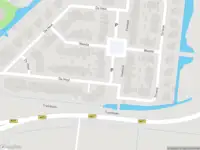 Ambulance met gepaste spoed naar de Poelwijk in Maasdam