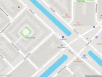 Ambulance met gepaste spoed naar de Dahliastraat in Rotterdam