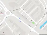 Ambulance met grote spoed naar de Peter van Anrooylaan in Maassluis