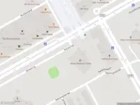 Ambulance met gepaste spoed naar de Kraaiennest in Amsterdam