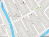 Brandweer met gepaste spoed naar de Pieter de Raadtstraat in Rotterdam