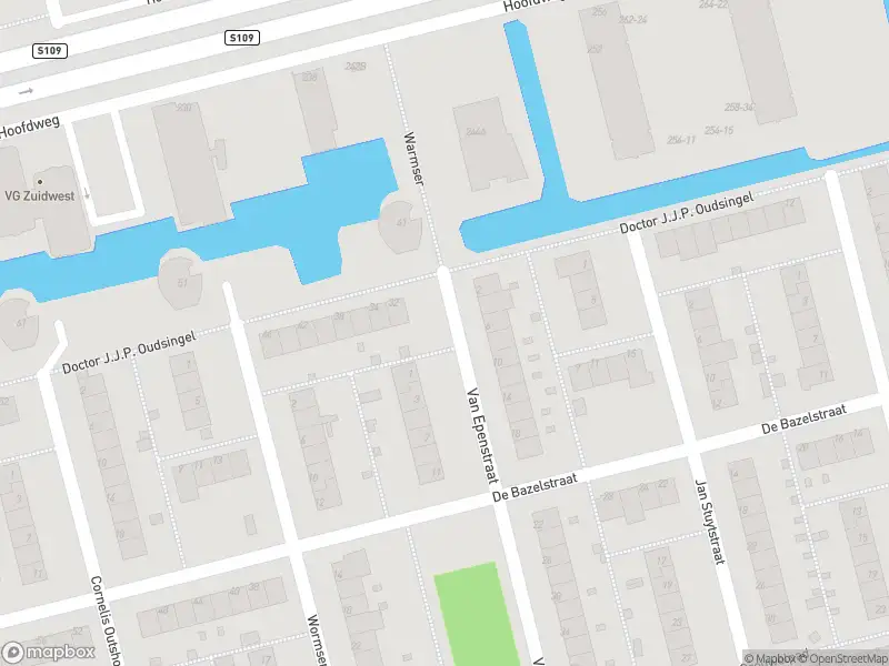 Ambulance met gepaste spoed naar de Van Epenstraat in Rotterdam