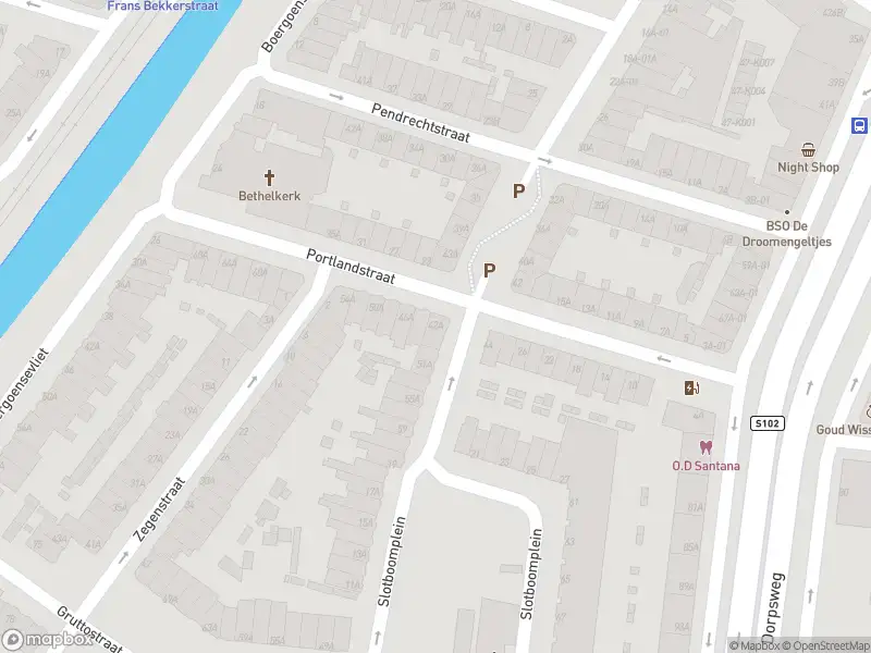 Ambulance met grote spoed naar de Portlandstraat in Rotterdam