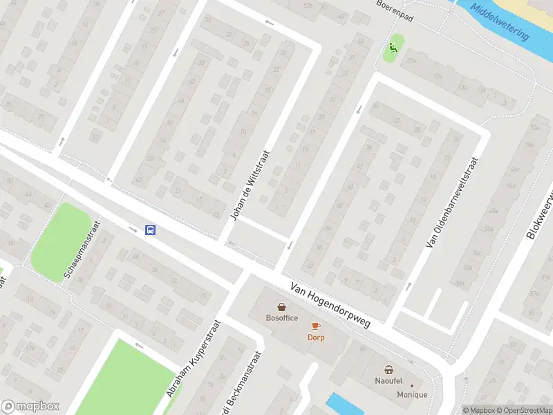 Ambulance met grote spoed naar de Johan de Wittstraat in Alblasserdam