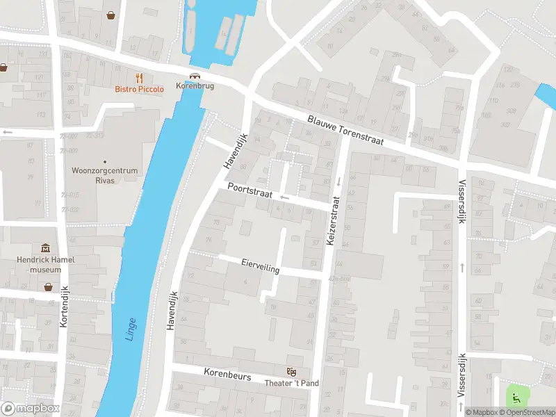 Ambulance met gepaste spoed naar de Poortstraat in Gorinchem