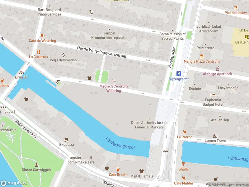 Brandweer met gepaste spoed naar de Nieuwe Weteringstraat in Amsterdam vanwege voertuigbrand