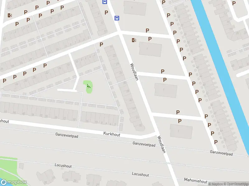 Ambulance met gepaste spoed naar de Woudlaan in Zoetermeer