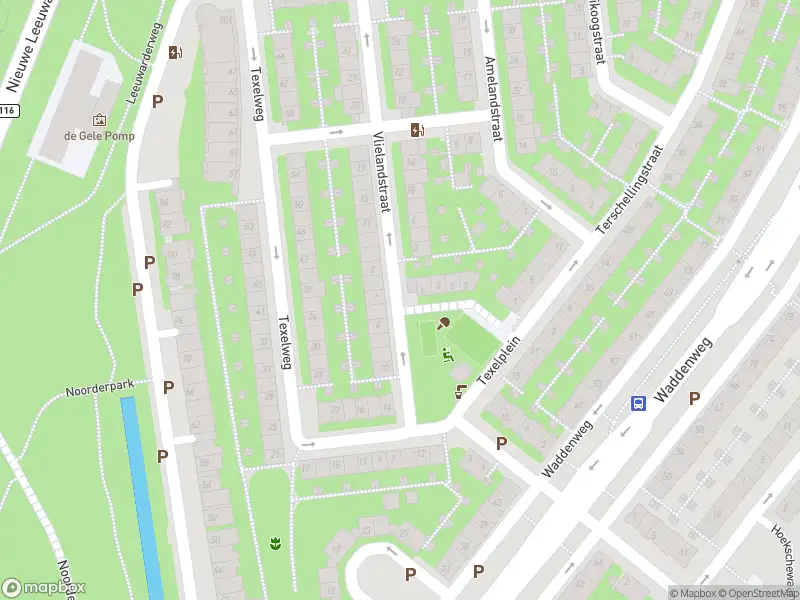 Ambulance met gepaste spoed naar de Texelplein in Amsterdam