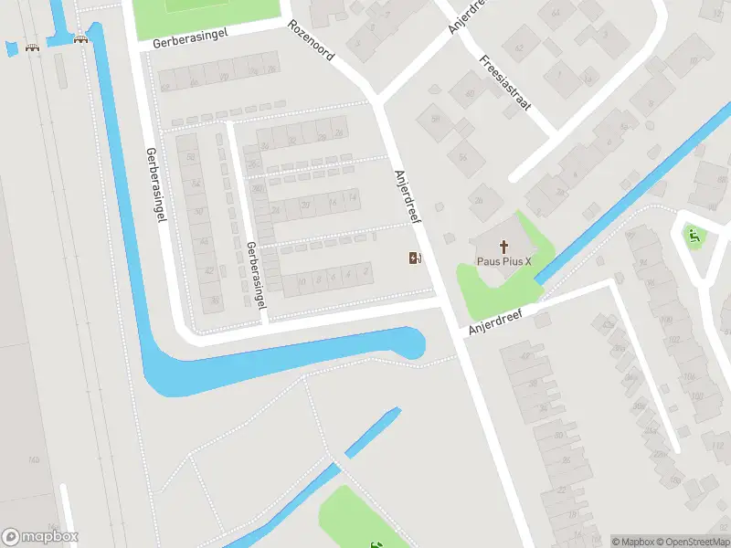 Ambulance met grote spoed naar de Gerberasingel in Berkel en Rodenrijs