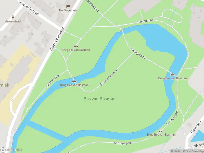Ambulance met gepaste spoed naar de Wassenaarseweg in Leiden