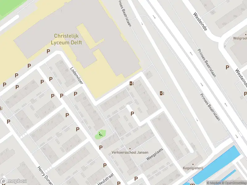 Brandweer met gepaste spoed naar de Zoethoutstraat in Delft vanwege wateroverlast