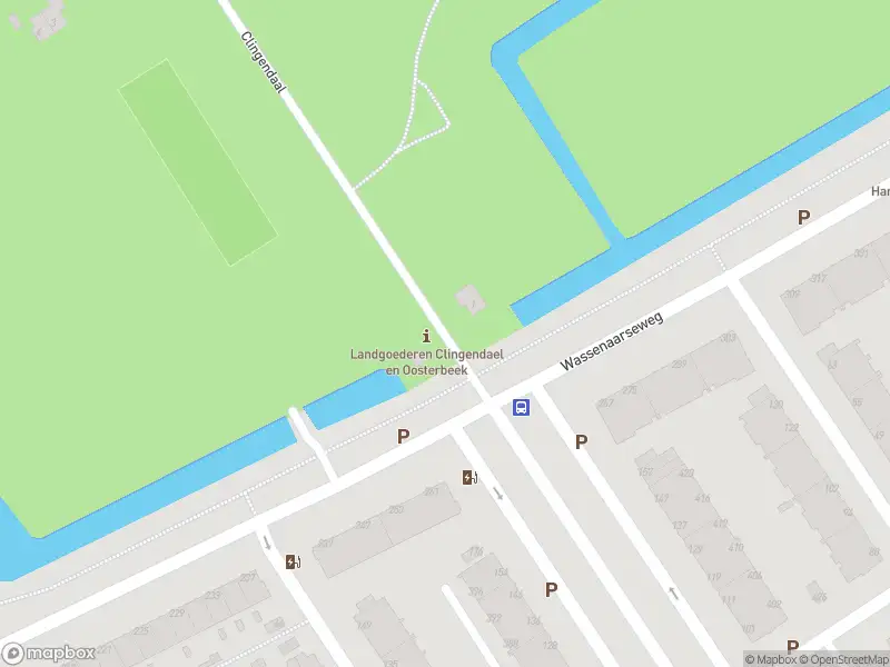 Ambulance met grote spoed naar de Clingendaal in Wassenaar