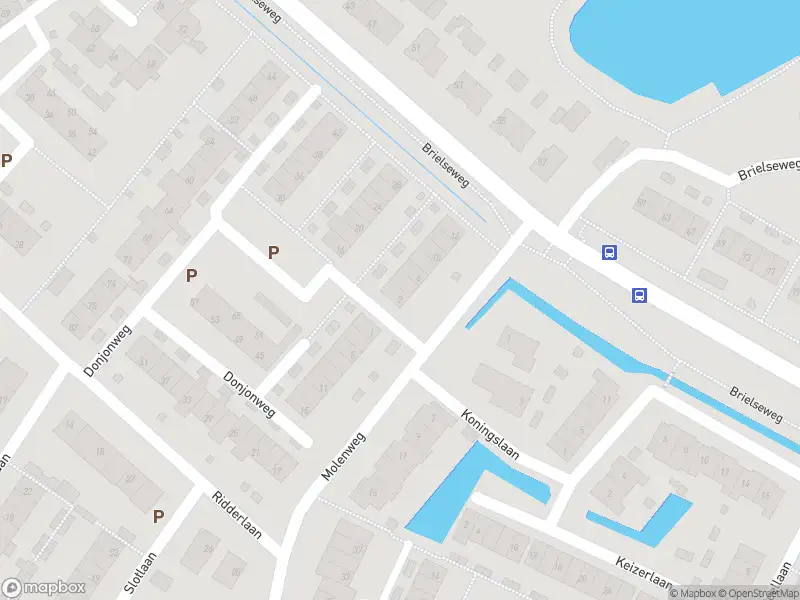 Ambulance met grote spoed naar de Donjonweg in Oostvoorne