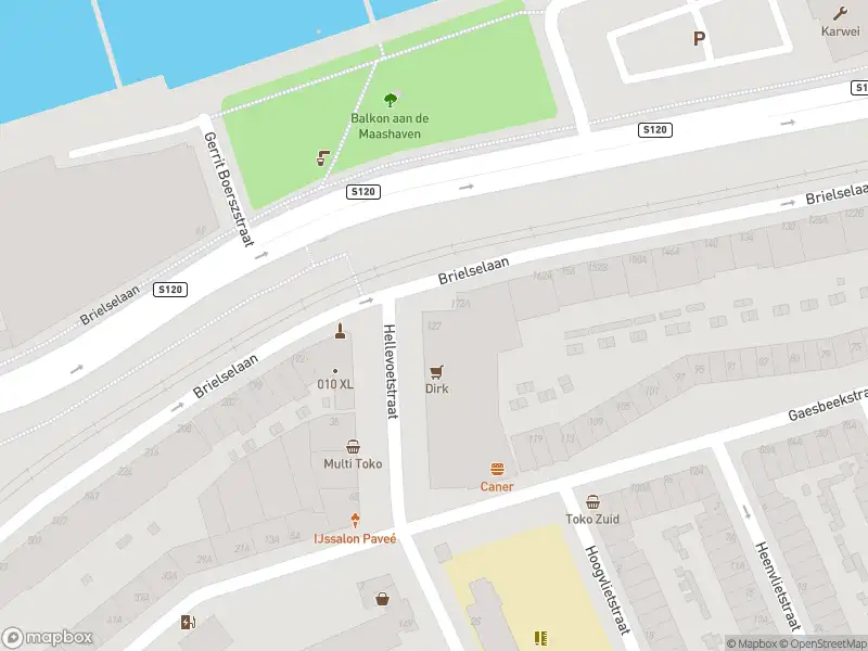 Ambulance met grote spoed naar de Hellevoetstraat in Rotterdam