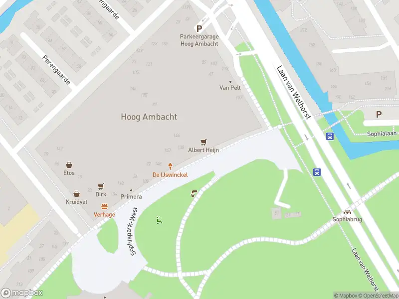 Ambulance met grote spoed naar de Sophiapromenade in Hendrik-Ido-Ambacht