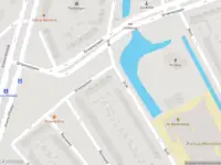 Ambulance met grote spoed naar de Groenezoom in Rotterdam