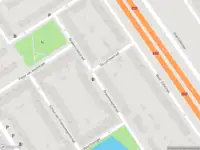 Ambulance met grote spoed naar de Graswinckelstraat in Rotterdam