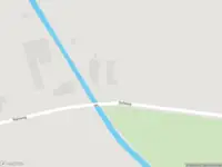 Brandweer en politie met grote spoed naar de Ooftweg in Deurne vanwege middelgrote brand