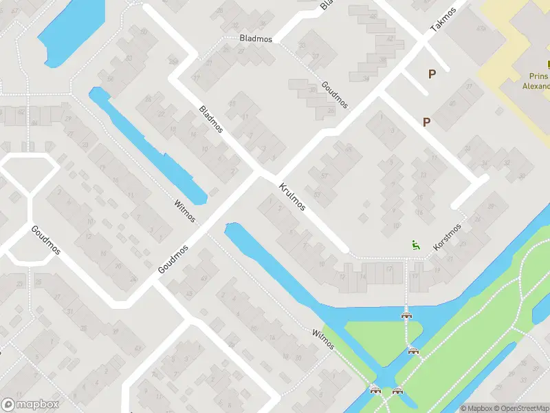 Ambulance met grote spoed naar de Krulmos in Nieuwerkerk aan den IJssel
