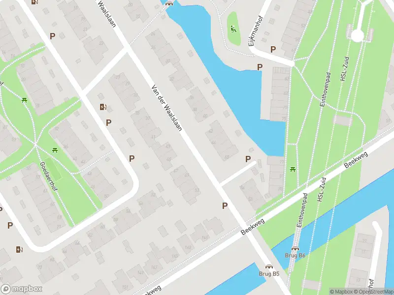 Ambulance met gepaste spoed naar de Van der Waalslaan in Rotterdam
