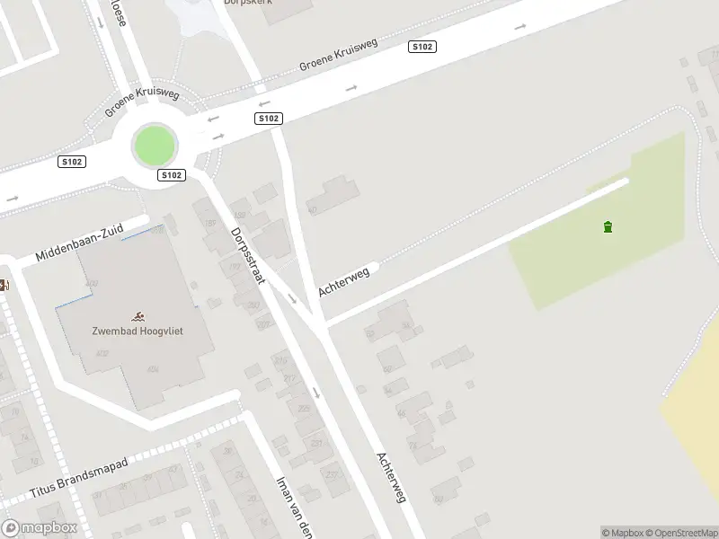 Ambulance met gepaste spoed naar de Achterweg in Hoogvliet Rotterdam