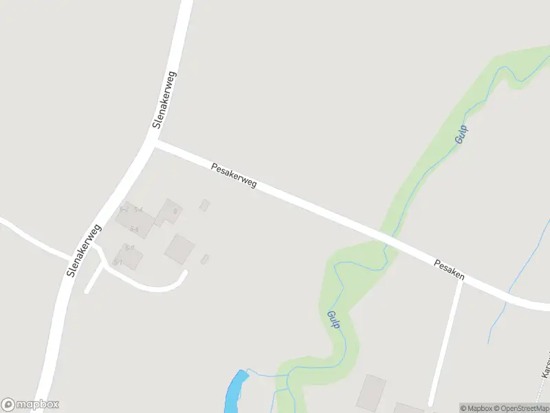 Brandweer en politie met gepaste spoed naar de Slenakerweg in Gulpen vanwege stankoverlast