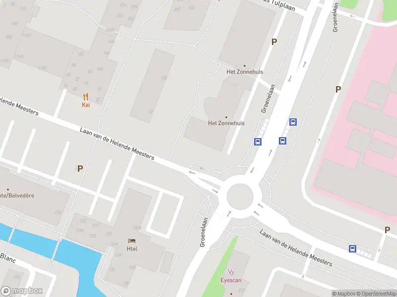 Ambulance met gepaste spoed naar de Groenelaan in Amstelveen