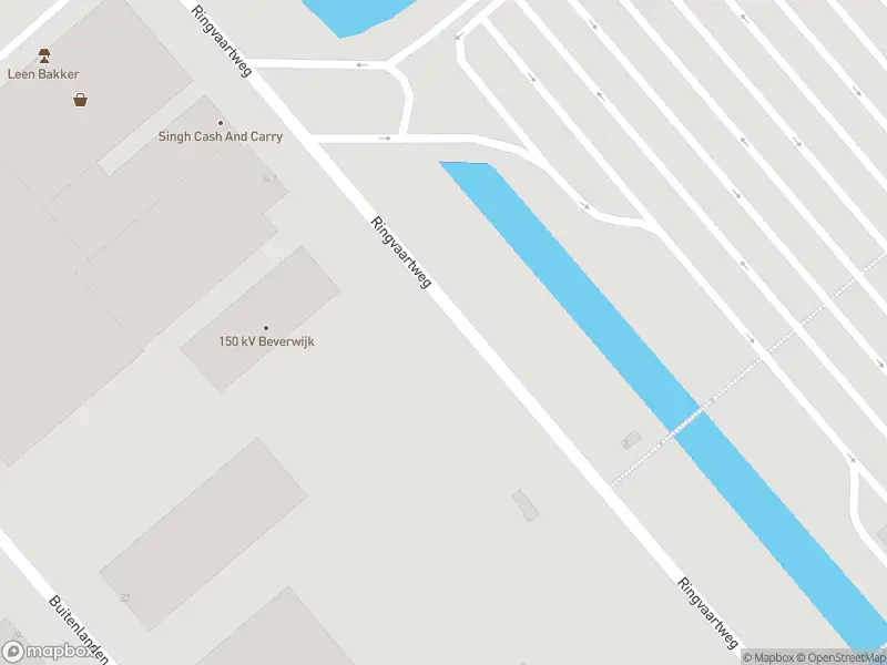 Ambulance naar de Ringvaartweg in Beverwijk