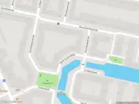Ambulance met grote spoed naar de Nova Zemblastraat in Amsterdam