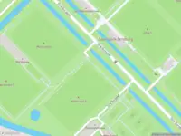 Ambulance met gepaste spoed naar de Drie Burgpad in Amsterdam