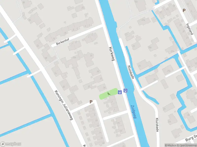 Ambulance met gepaste spoed naar de Kerkweg in Maasland