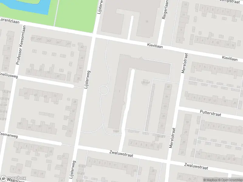 Ambulance met grote spoed naar de Tuinfluiterstraat in Sliedrecht