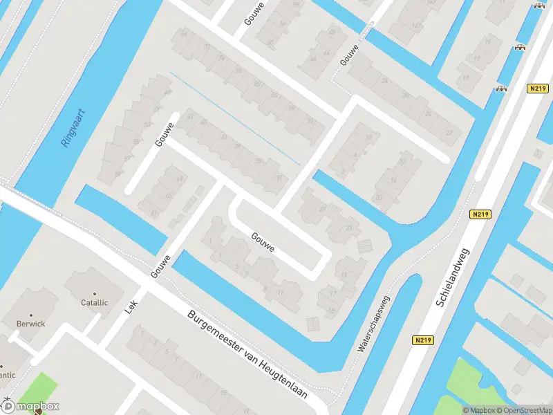 Ambulance met gepaste spoed naar de Gouwe in Nieuwerkerk aan den IJssel