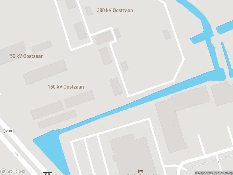 Ambulance met gepaste spoed naar de Verlengde Stellingweg in Oostzaan
