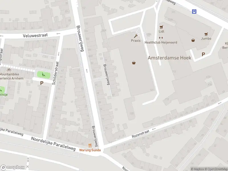 Politie naar de Rozenstraat in Arnhem vanwege aanrijding met letsel