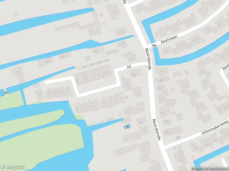 Ambulance met grote spoed naar de Jol in Oostzaan