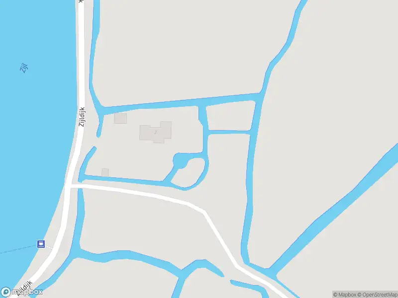 Ambulance met gepaste spoed naar de Zijldijk in Warmond