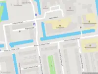 Ambulance met grote spoed naar de Juliana van Stolbergstraat in Gouda