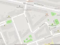 Ambulance met grote spoed naar de 1e IJzerstraat in Rotterdam