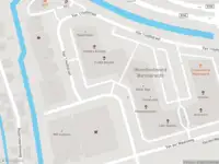 Ambulance met gepaste spoed naar de Van 't Hoffstraat in Barendrecht
