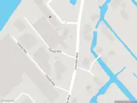 Ambulance met gepaste spoed naar de IJsseldijk-West in Ouderkerk aan den IJssel