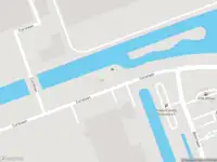 Brandweer met grote spoed naar de Curielaan in Drachten-Azeven vanwege stankoverlast