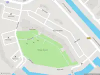 Ambulance met gepaste spoed naar de Vijverlaan in Krimpen aan den IJssel