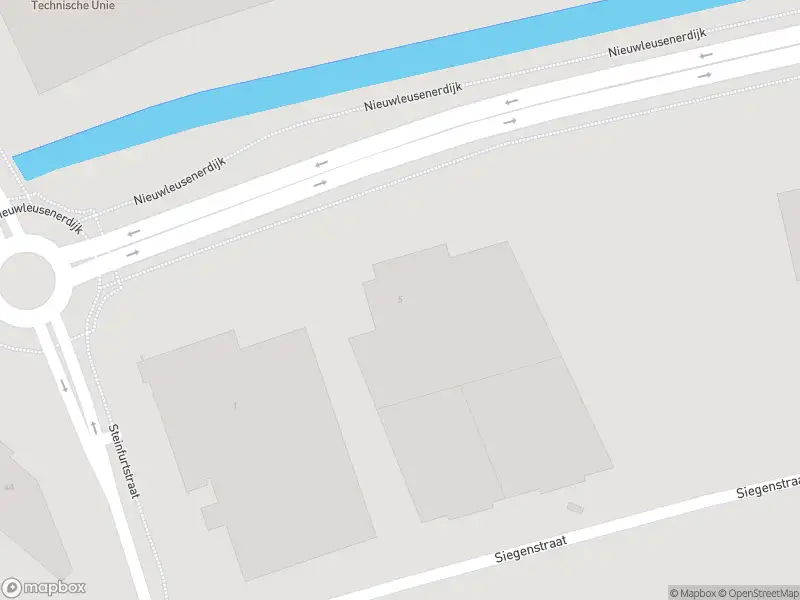 Brandweer met grote spoed naar de Siegenstraat in Zwolle