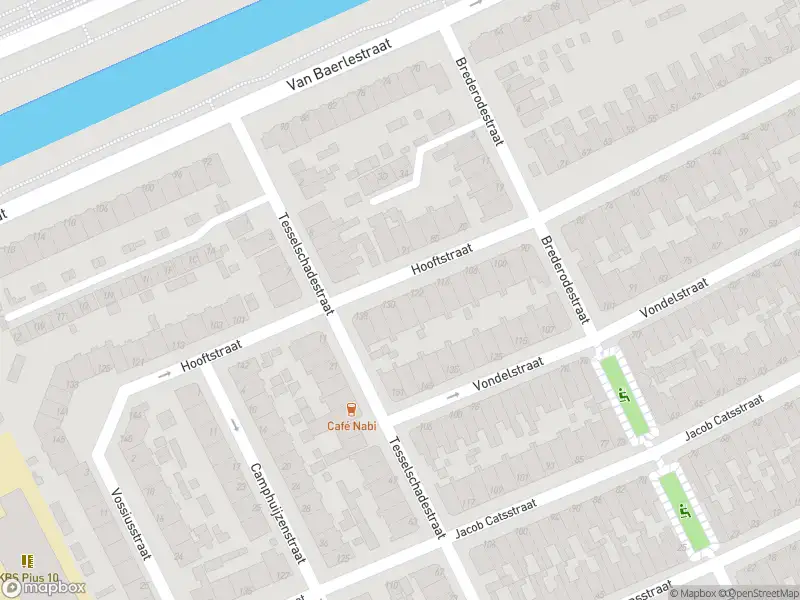 Ambulance met gepaste spoed naar de Hooftstraat in Dordrecht