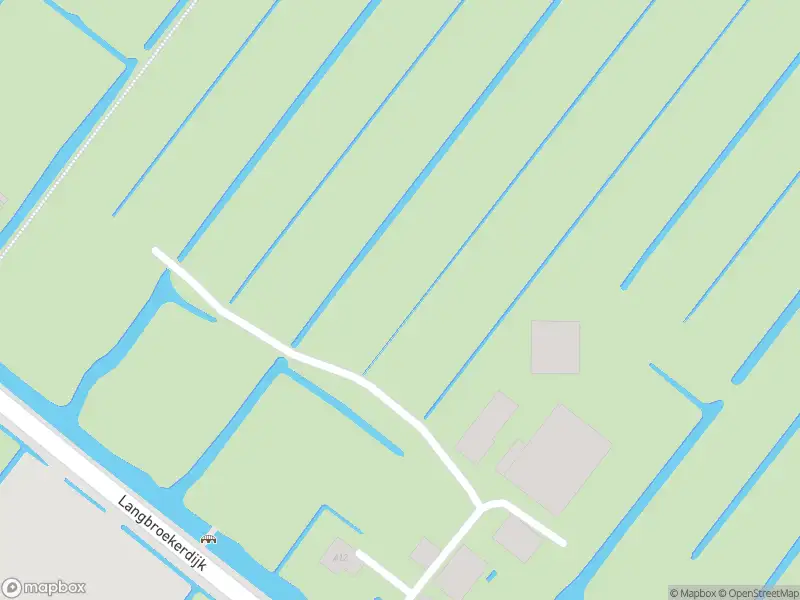 Politie naar de Langbroekerdijk A in Langbroek vanwege voertuigen te water